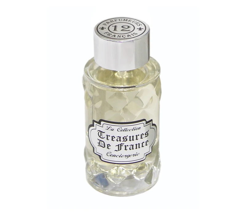 12 Parfumeurs Francais Conciergerie